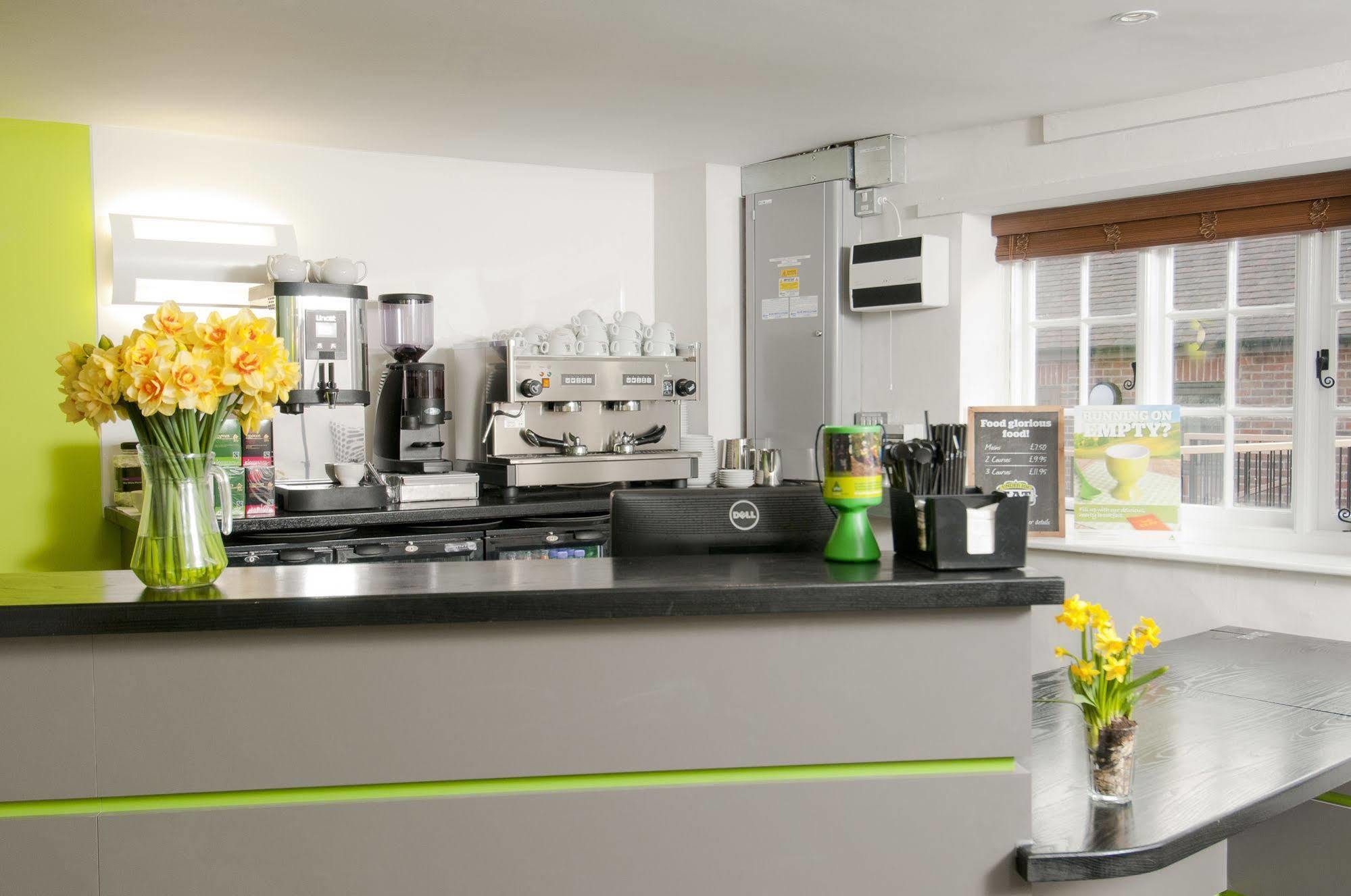 Yha South Downs Vandrarhem Lewes Exteriör bild